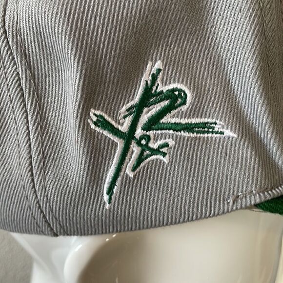 Reckless Adjustable Snap Back Cap EUC - Picture 6 of 8